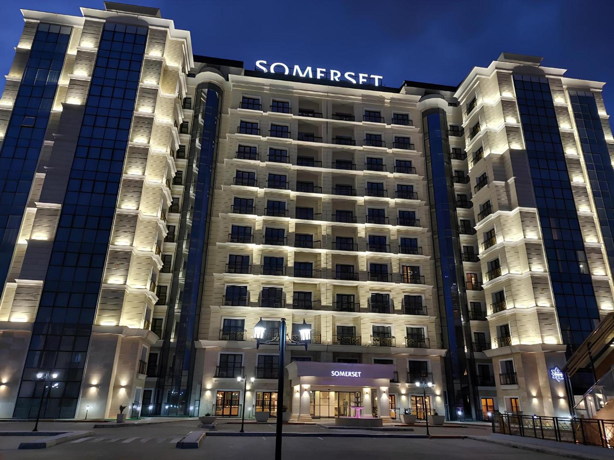Somerset City Centre Atyraū Esterno foto